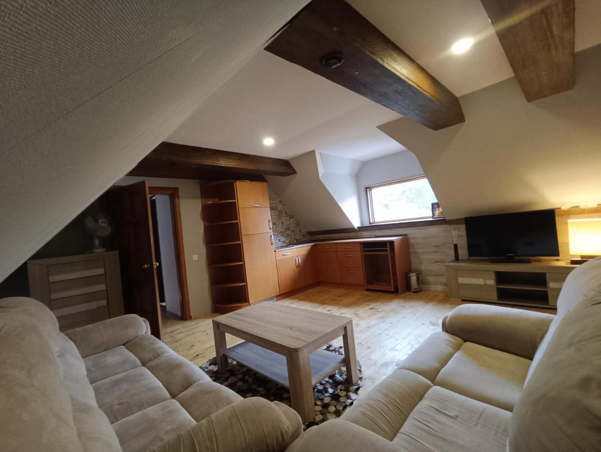 Surf Apartments In Melnrage ไคลเพดา ภายนอก รูปภาพ